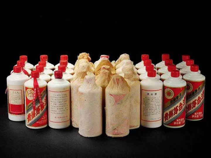 文成老酒回收上门哪里回收(附近上门回收茅台酒）?